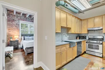 43 Chestnut Street #203, New Haven, CT 06511 - Photo 18