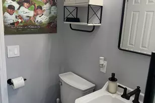 230 Cherry Hill Dr, Bridgeport, CT 06606 - Photo 18