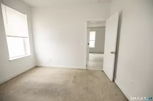 86 Spring St, New Haven, CT 06516 - Photo 14