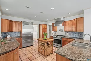 131 Paul Ney Rd, Cheshire, CT 06410 - Photo 14