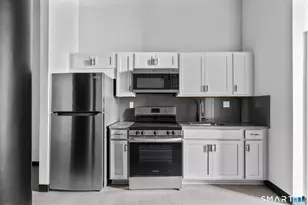 480 Myrtle St, New Britain, CT 06053 - Photo 2