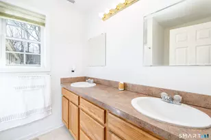 147 Eastern Ave, Waterbury, CT 06708 - Photo 20