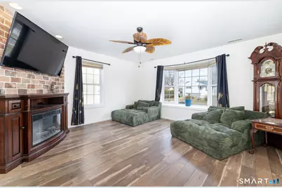 147 Eastern Avenue, Waterbury, CT 06708 - Photo 10