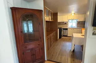 158 A Bayberry Ln, Danbury, CT 06811 - Photo 16