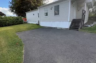 158 A Bayberry Ln, Danbury, CT 06811 - Photo 12