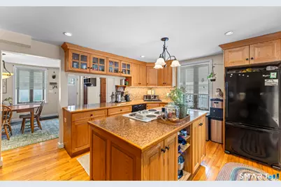 8 Perry Lane, Oxford, CT 06478 - Photo 12