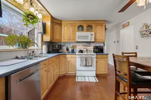 25 Sheffield Ln, Bristol, CT 06010 - Photo 18