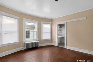 695 697 Laurel Ave, Bridgeport, CT 06604 - Photo 14