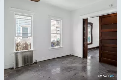 695 697 Laurel Avenue, Bridgeport, CT 06604 - Photo 6