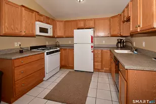 183 Phoenix St, Vernon, CT 06066 - Photo 30