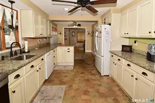 183 Phoenix St, Vernon, CT 06066 - Photo 6