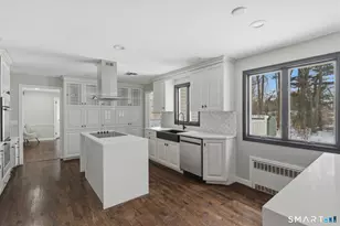 35 W Ridge Dr, West Hartford, CT 06117 - Photo 6