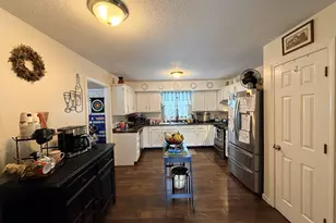 44 Lewis St, Winchester, CT 06098 - Photo 14