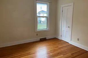 49 N Harbor St, Branford, CT 06405 - Photo 4