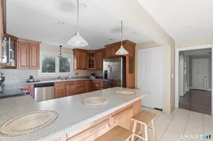 1129 Trout Brook Dr, West Hartford, CT 06119 - Photo 18