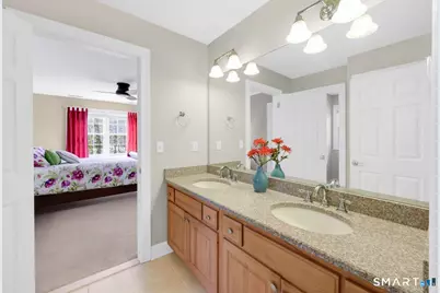 1 Bramble Trail, Newtown, CT 06470 - Photo 20