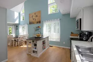 18 N Lake Shore Dr, Brookfield, CT 06804 - Photo 4