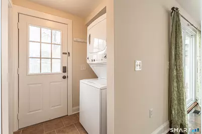 15 Cowles Street, Milford, CT 06461 - Photo 10