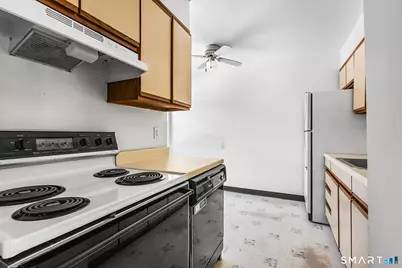 39 Woodway Road #APT C7, Stamford, CT 06907 - Photo 8