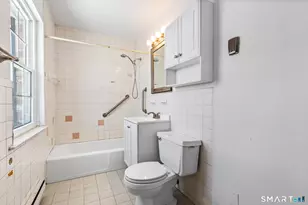 39 Woodway Rd, Stamford, CT 06907 - Photo 18