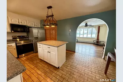 225 Stonecrest Drive, Bristol, CT 06010 - Photo 4