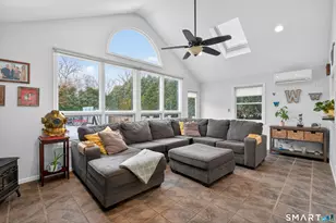 8 Hickory Dr, Montville, CT 06370 - Photo 8