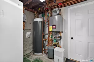 8 Hickory Dr, Montville, CT 06370 - Photo 28