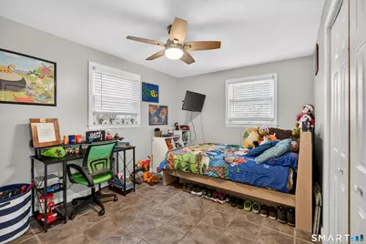 8 Hickory Drive, Montville, CT 06370 - Photo 20