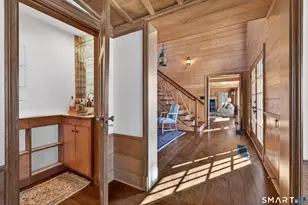 39 Vineyard Pl, Guilford, CT 06437 - Photo 10