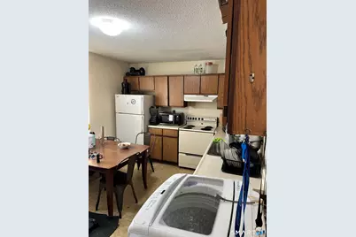 75 Franklin Avenue, Hartford, CT 06114 - Photo 2