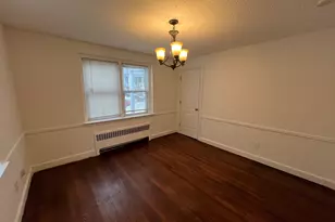 100 Lorraine St, Bridgeport, CT 06604 - Photo 6