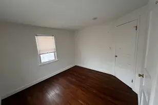 100 Lorraine St, Bridgeport, CT 06604 - Photo 18