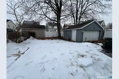 100 Lorraine Street, Bridgeport, CT 06604 - Photo 30