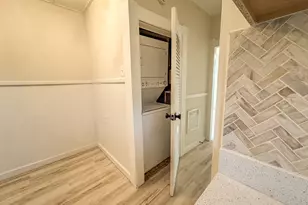 72R Stewart St, Bristol, CT 06010 - Photo 6