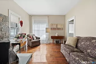 263 Seymour Rd, Woodbridge, CT 06525 - Photo 2