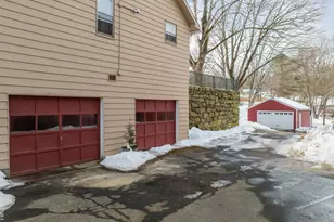 263 Seymour Rd, Woodbridge, CT 06525 - Photo 12