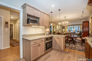 779 Prospect Ave, West Hartford, CT 06105 - Photo 12