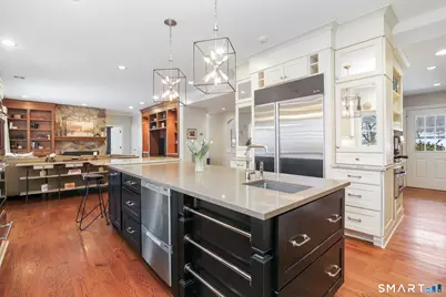 71 Heming Way, Stamford, CT 06903 - Photo 10