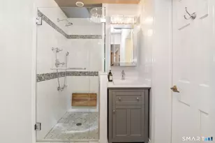 71 Heming Way, Stamford, CT 06903 - Photo 32