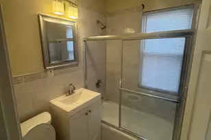 110 Adelaide St, Hartford, CT 06114 - Photo 12