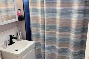 34 Stanley St, Meriden, CT 06450 - Photo 6