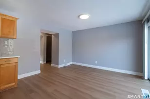 150 Towne House Rd, Hamden, CT 06514 - Photo 12