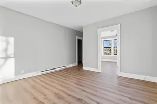 141 Draher St, Waterbury, CT 06708 - Photo 8