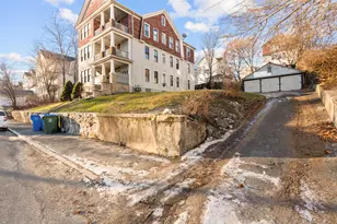 141 Draher St, Waterbury, CT 06708 - Photo 2