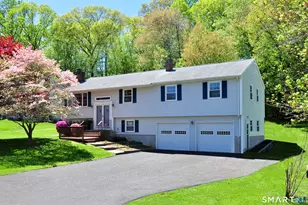 65 Winthrop Rd, Windsor, CT 06095 - Photo 1