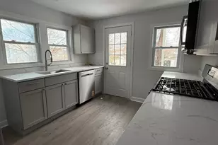 34 Arlington St, West Haven, CT 06516 - Photo 4