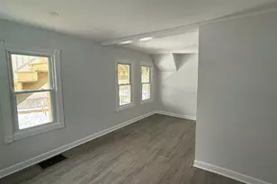 34 Arlington St, West Haven, CT 06516 - Photo 2