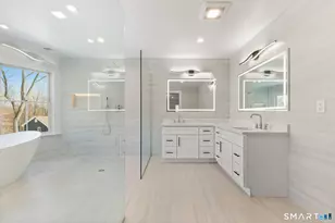 150 Wildwood Rd, Stamford, CT 06903 - Photo 32