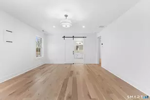 150 Wildwood Rd, Stamford, CT 06903 - Photo 36