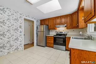 33 Lanz Ln, Ellington, CT 06029 - Photo 14